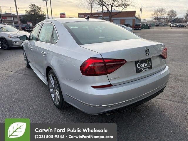 Used 2017 Volkswagen Passat 1.8T R-Line image 7