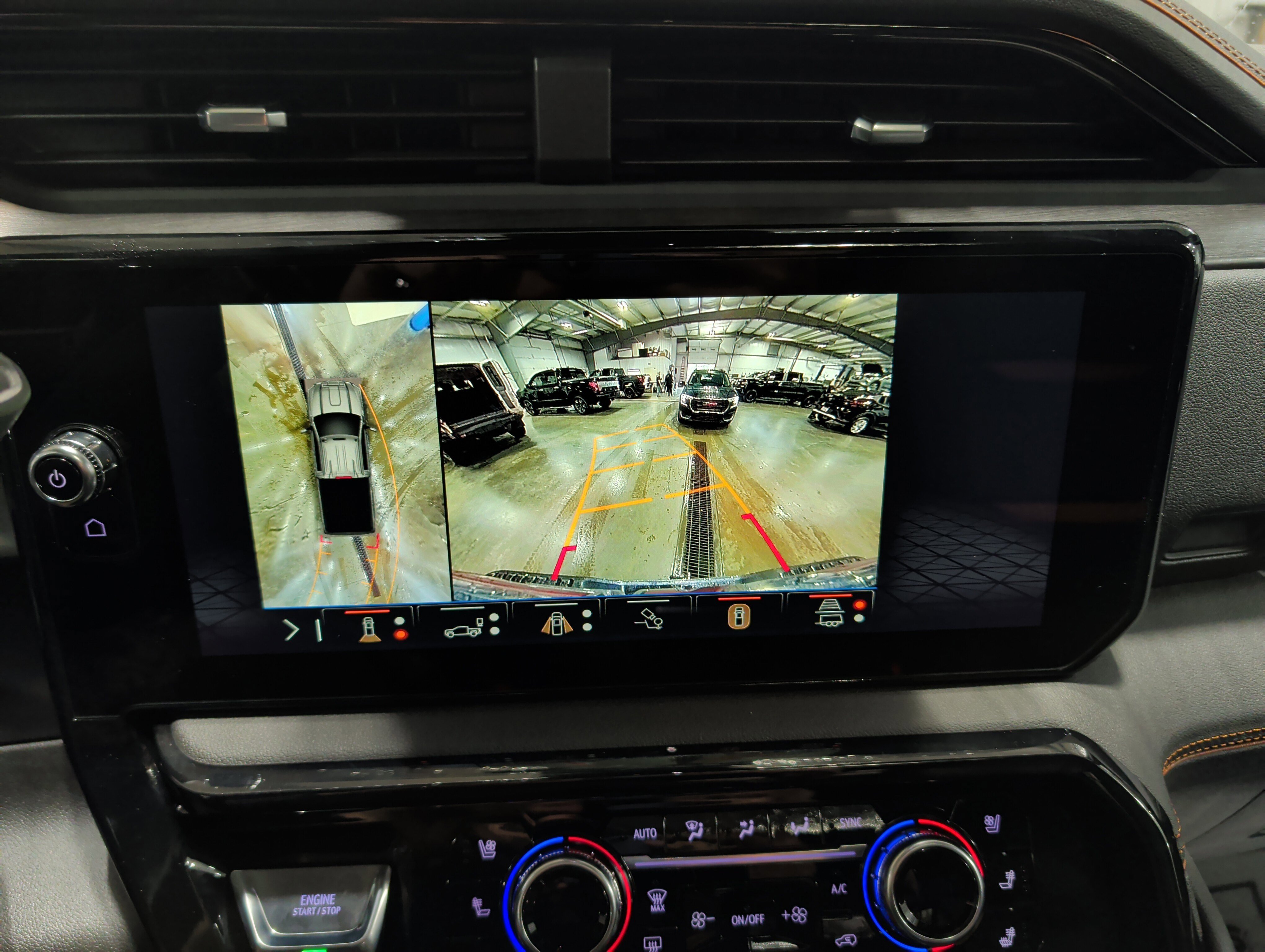 Used 2026 GMC Sierra 2500 AT4 AWD/4WD image 14