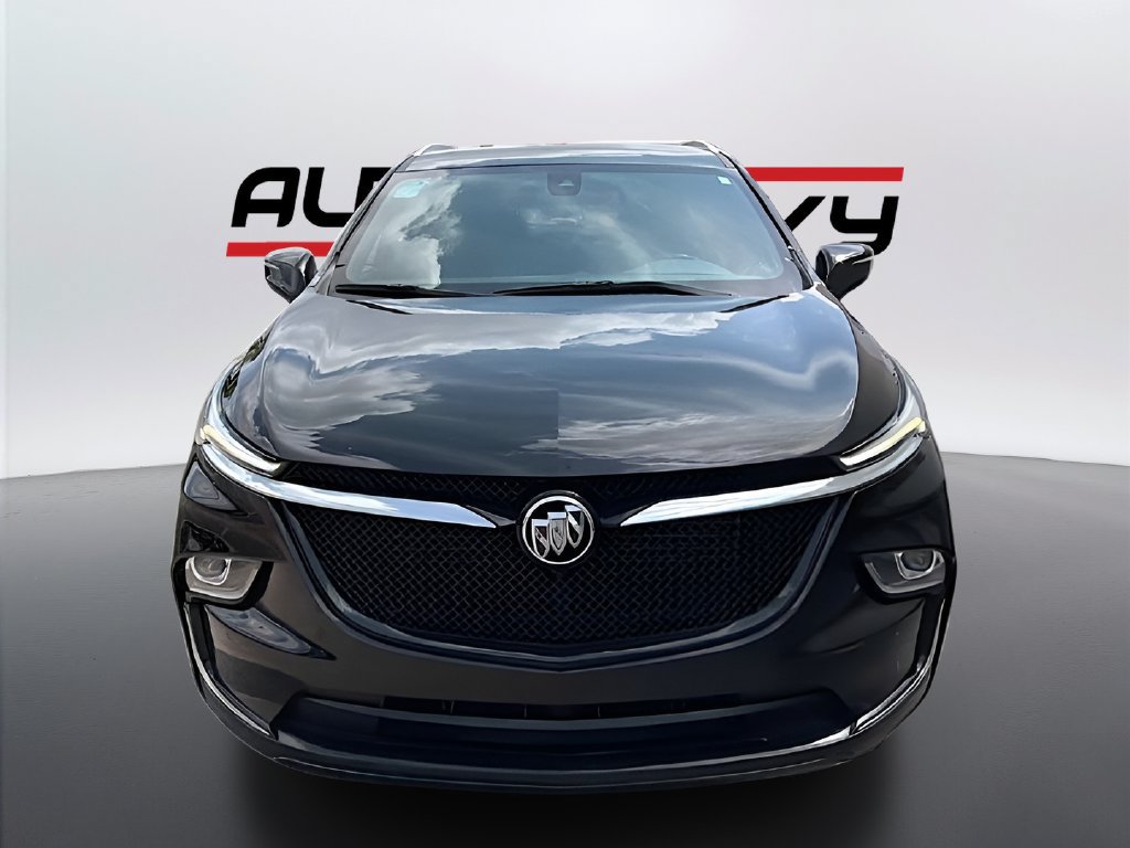 Used 2023 Buick Enclave Essence w/ Sport Touring Edition FWD image 2