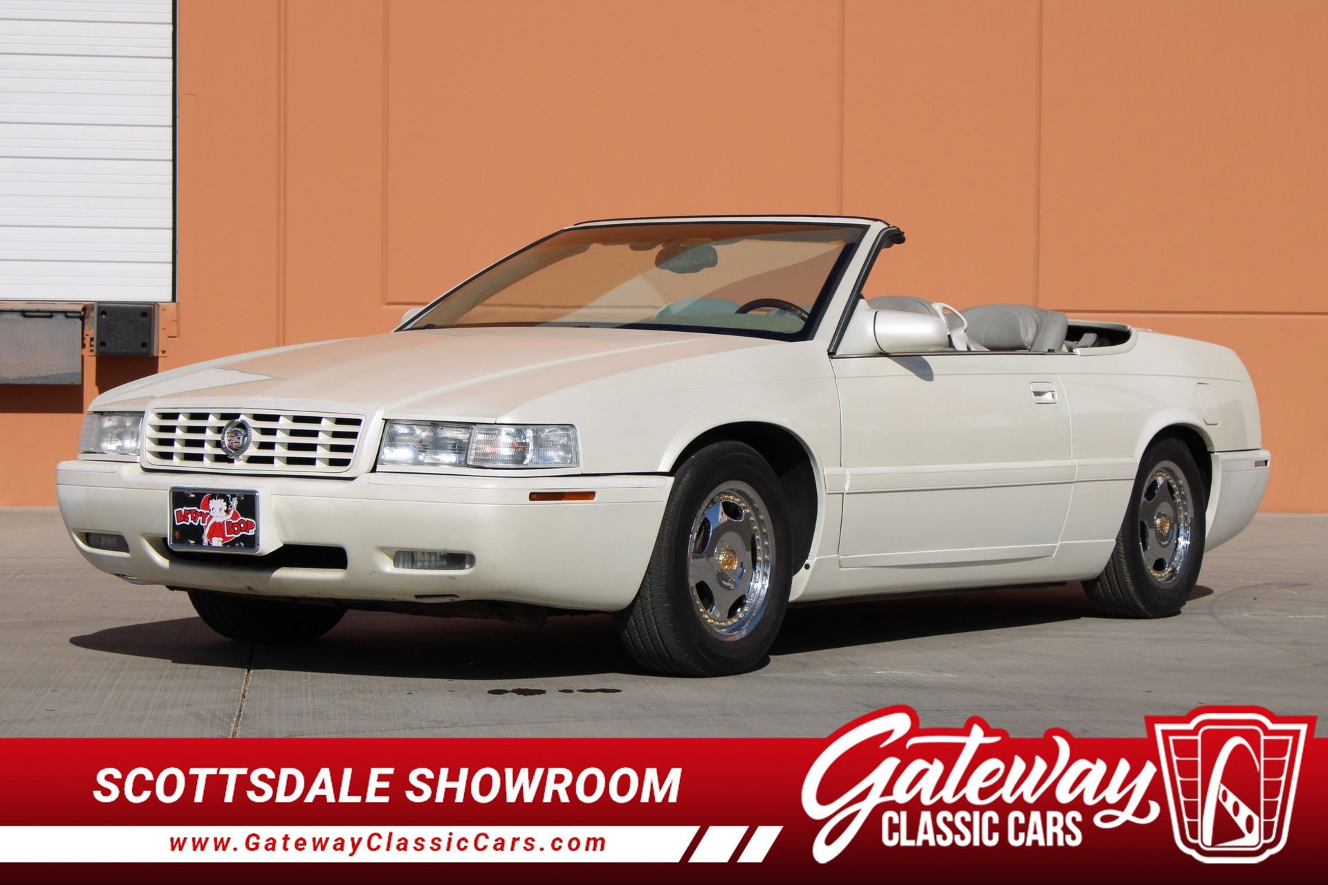 Used 2002 Cadillac Eldorado Touring w/ Preffered Equipment Group