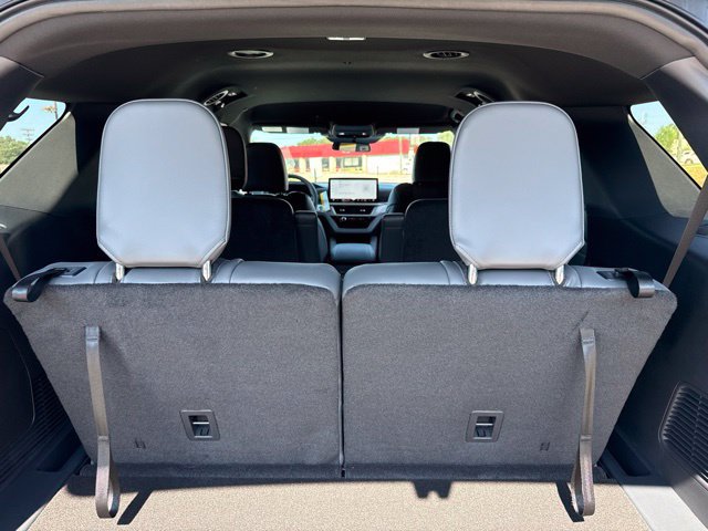 New 2027 Ford Explorer Active w/ Active Comfort Package RWD image 20