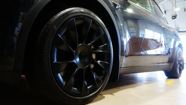Used 2024 Tesla Model Y Long Range image 9