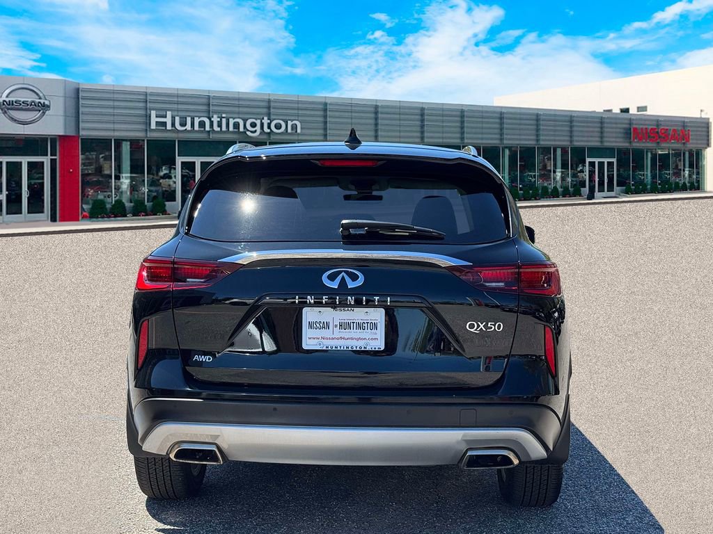 Used 2023 INFINITI QX50 Luxe AWD/4WD image 6