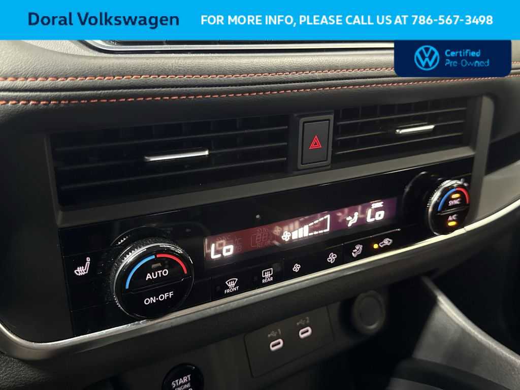 Used 2025 Nissan Rogue SV AWD/4WD image 20