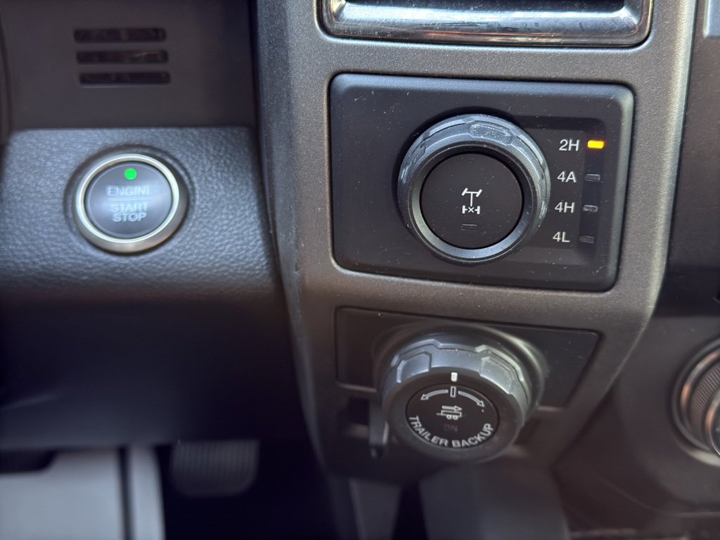 Used 2018 Ford F150 Raptor w/ Equipment Group 802A Luxury image 21