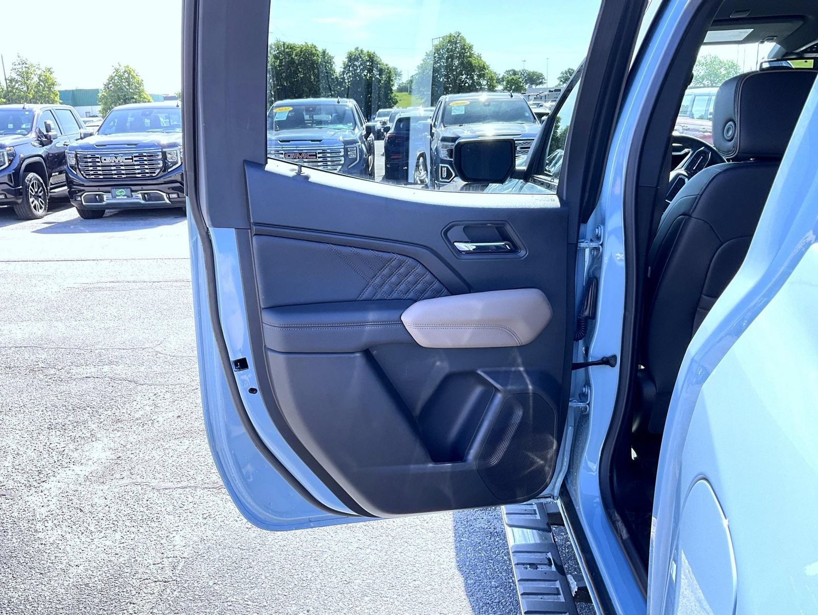 New 2026 GMC Canyon Denali AWD/4WD image 20