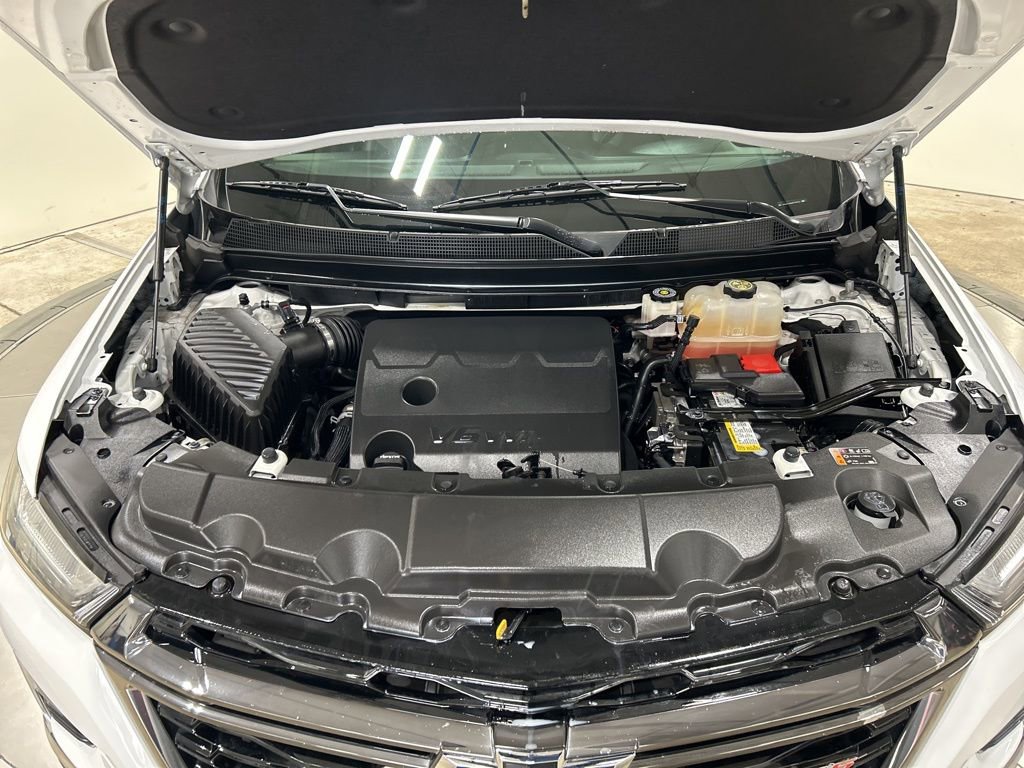 Used 2023 Chevrolet Traverse RS image 37