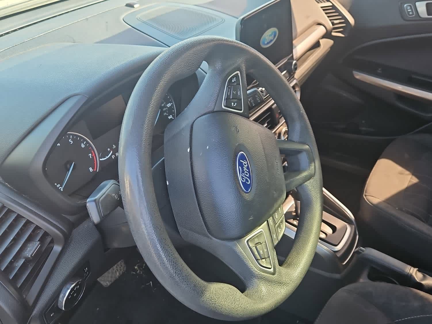 Used 2021 Ford EcoSport SE w/ SE Convenience Package image 2