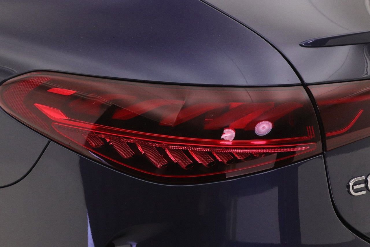 Certified 2023 Mercedes-Benz EQS 580 4MATIC Sedan image 20