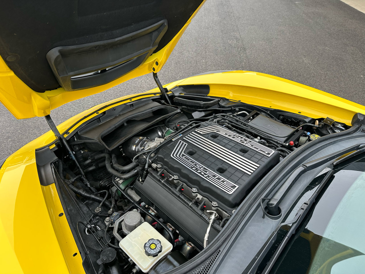 Used 2018 Chevrolet Corvette Z06 image 16