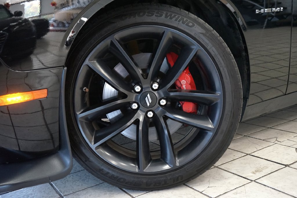Used 2022 Dodge Challenger R/T w/ Performance Handling Group RWD image 52