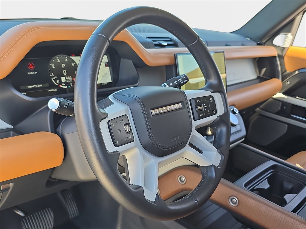 Used 2023 Land Rover Defender 130 First Edition image 17