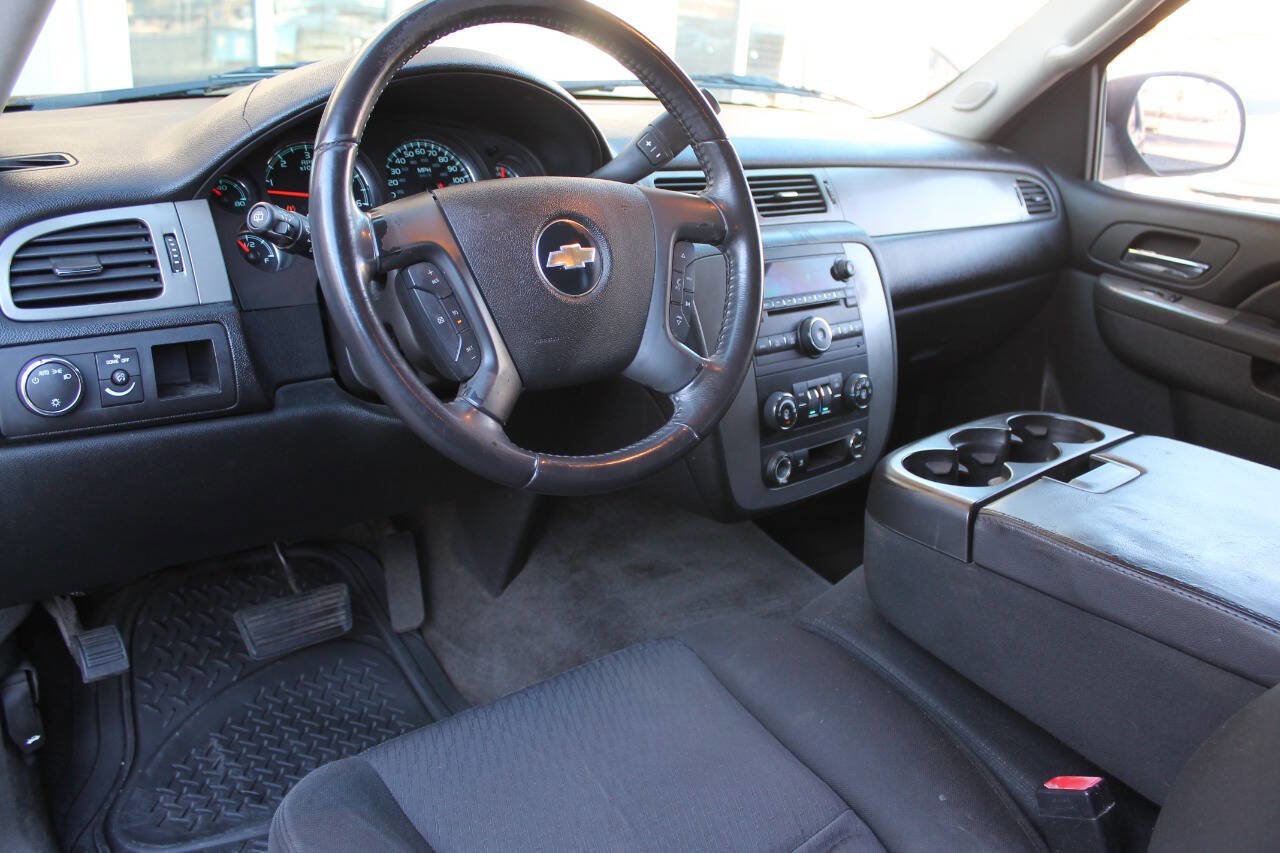 Used 2010 Chevrolet Tahoe LS image 17