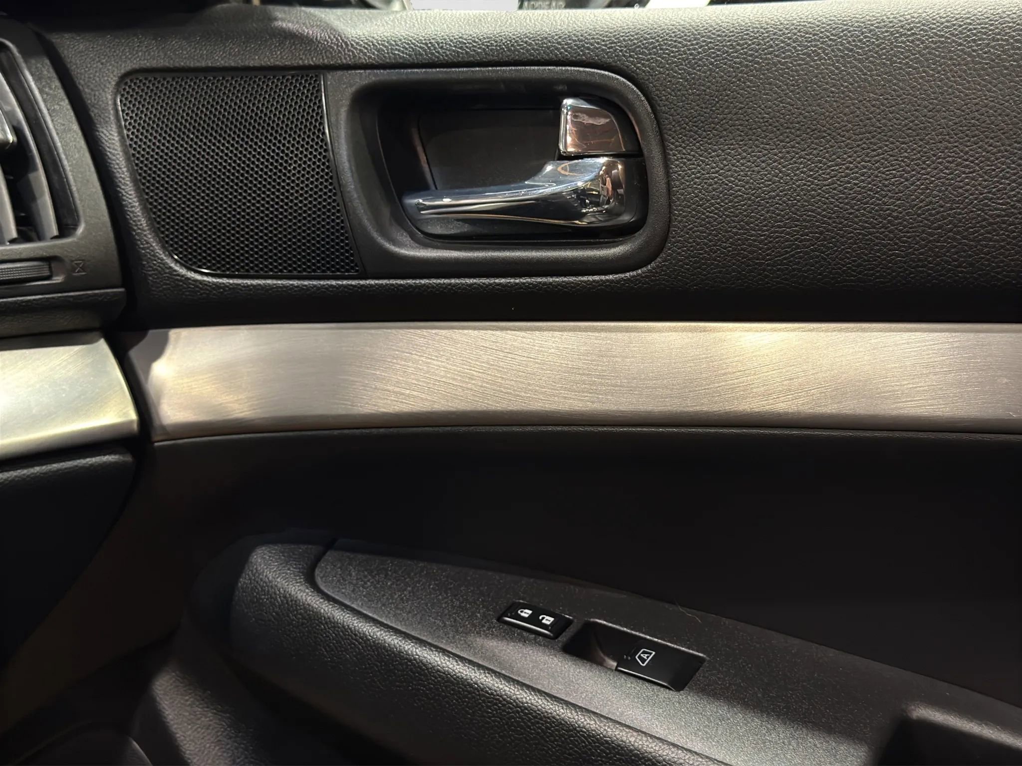 Used 2013 INFINITI G37 Journey w/ Premium Pkg image 22