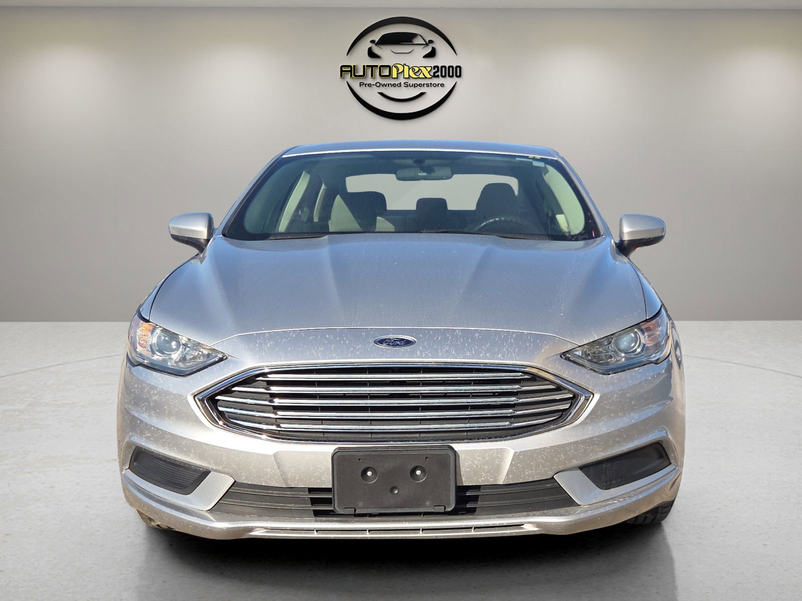 Used 2018 Ford Fusion S FWD image 2