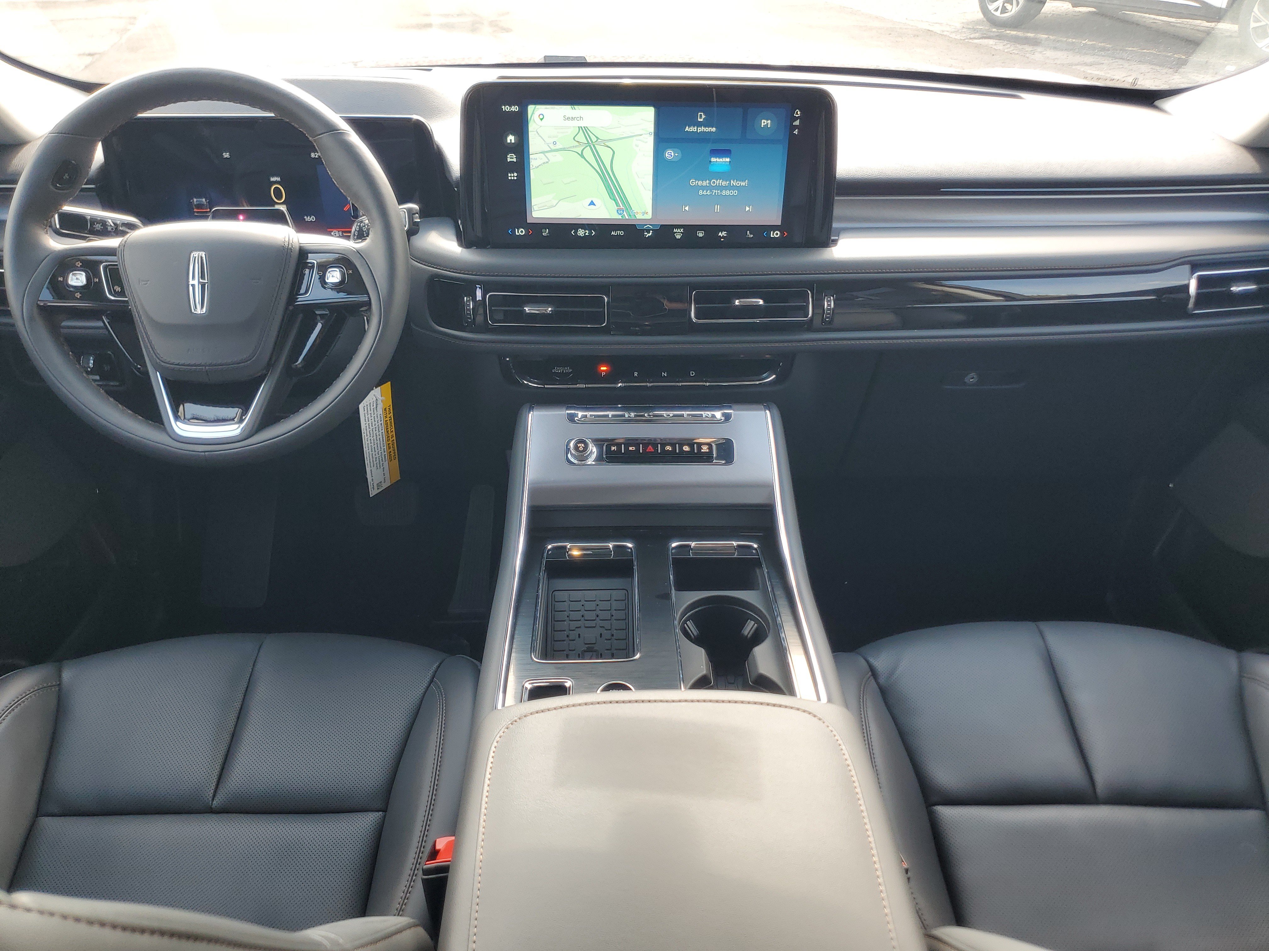New 2027 Lincoln Aviator AWD image 25