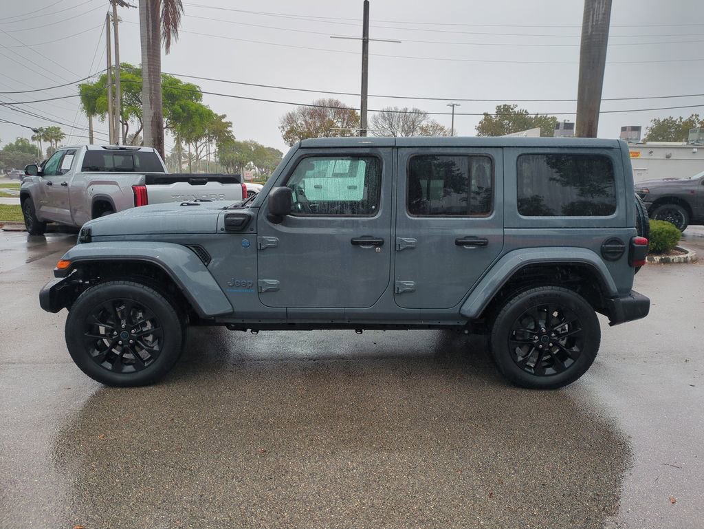 Used 2025 Jeep Wrangler Sahara 4xe w/ Safety Group image 9