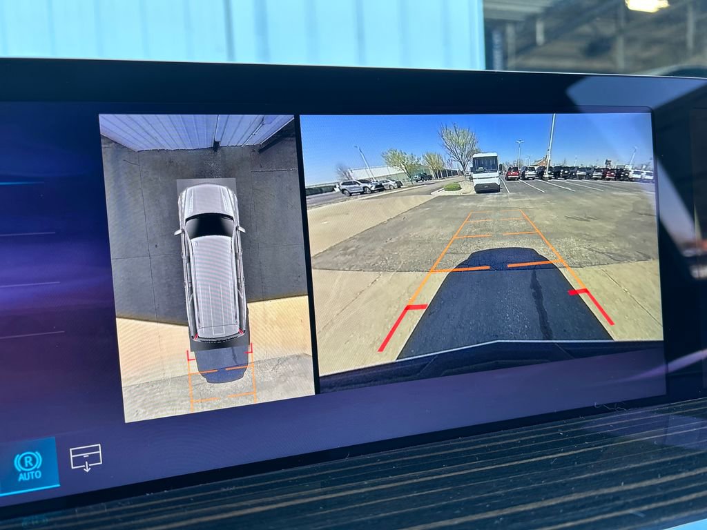 New 2026 Cadillac Escalade ESV Luxury image 32