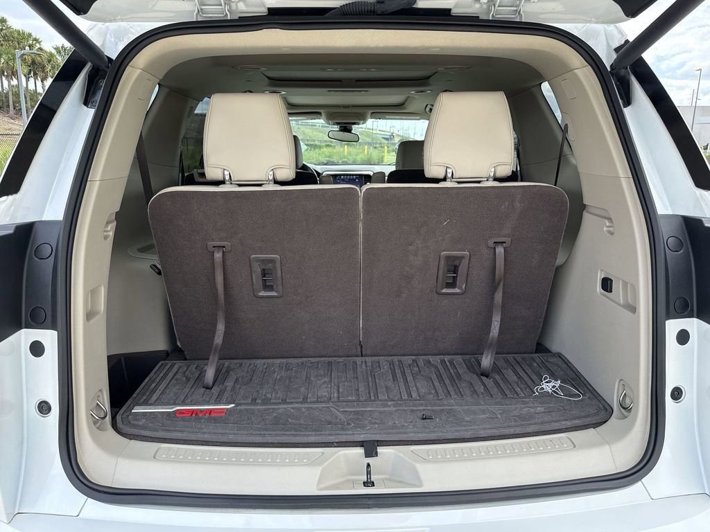 Used 2019 GMC Acadia Denali image 13