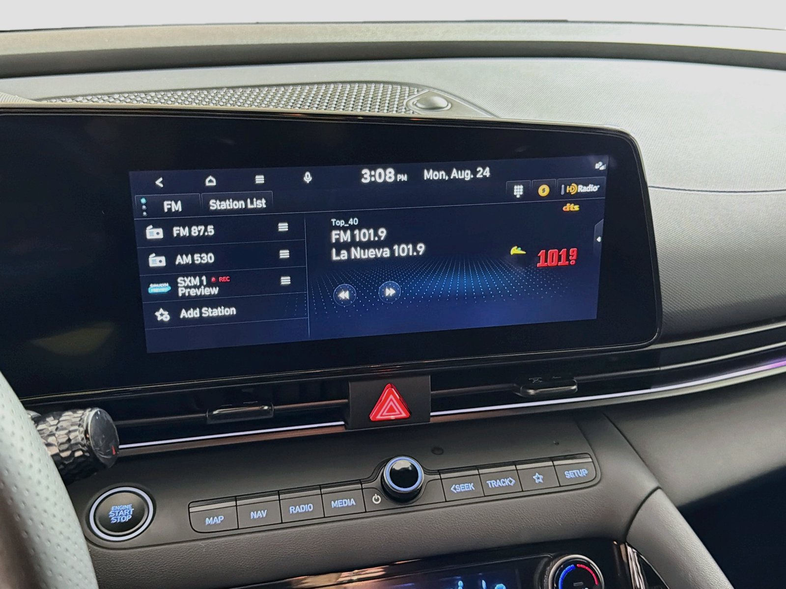 Used 2026 Hyundai Elantra N FWD image 17
