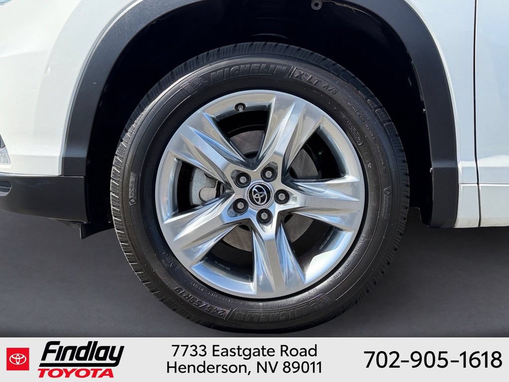 Certified 2016 Toyota Highlander Limited FWD image 12