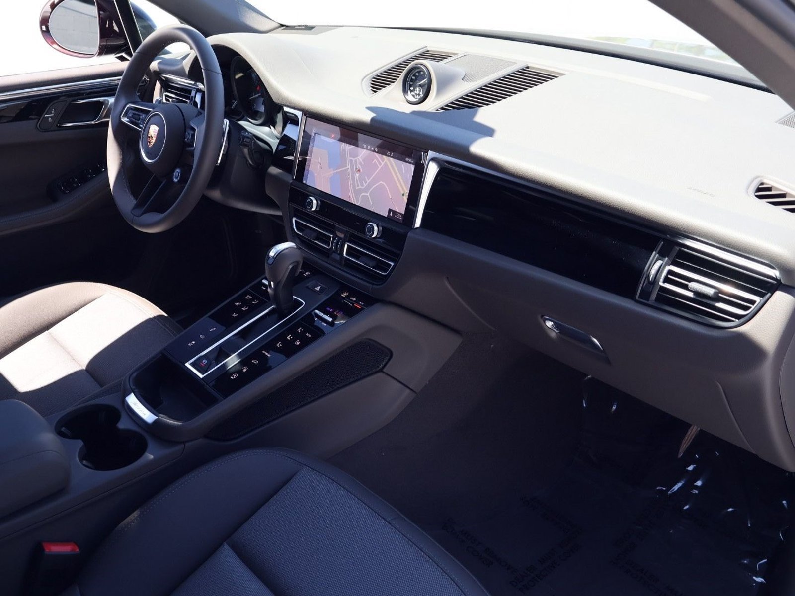 New 2026 Porsche Macan S AWD/4WD image 25