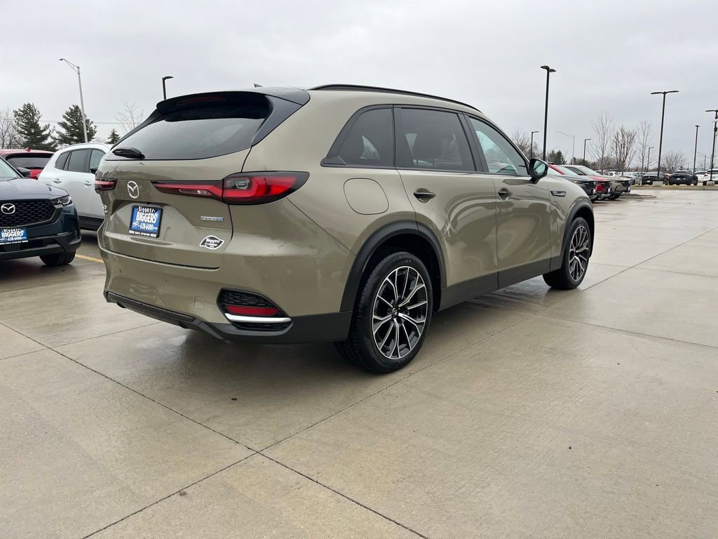 Used 2025 MAZDA CX-70 Plug-In Hybrid w/ Premium Pkg image 10