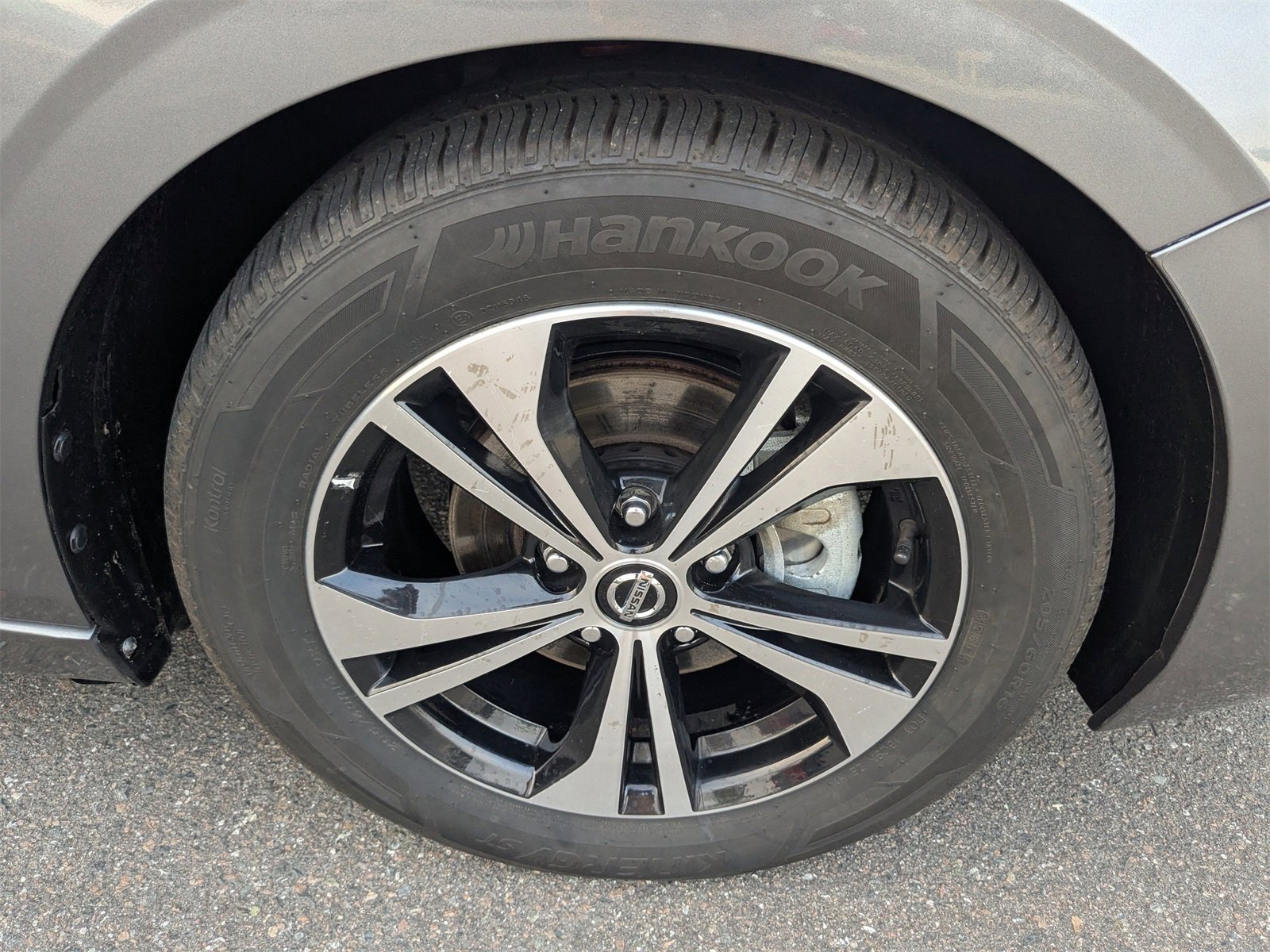 Used 2023 Nissan Sentra SV image 11