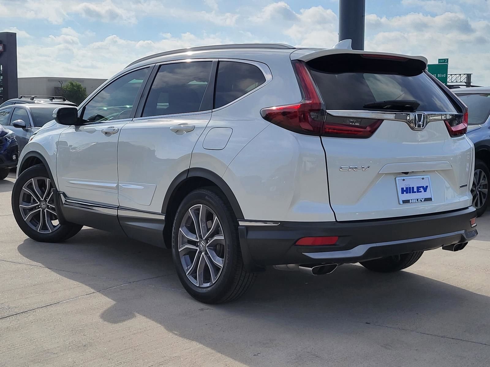 Used 2020 Honda CR-V Touring image 3