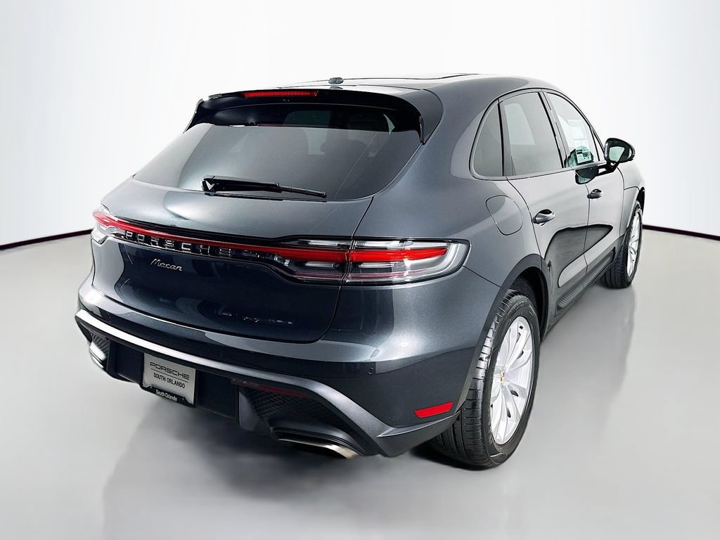 Certified 2026 Porsche Macan AWD/4WD image 9