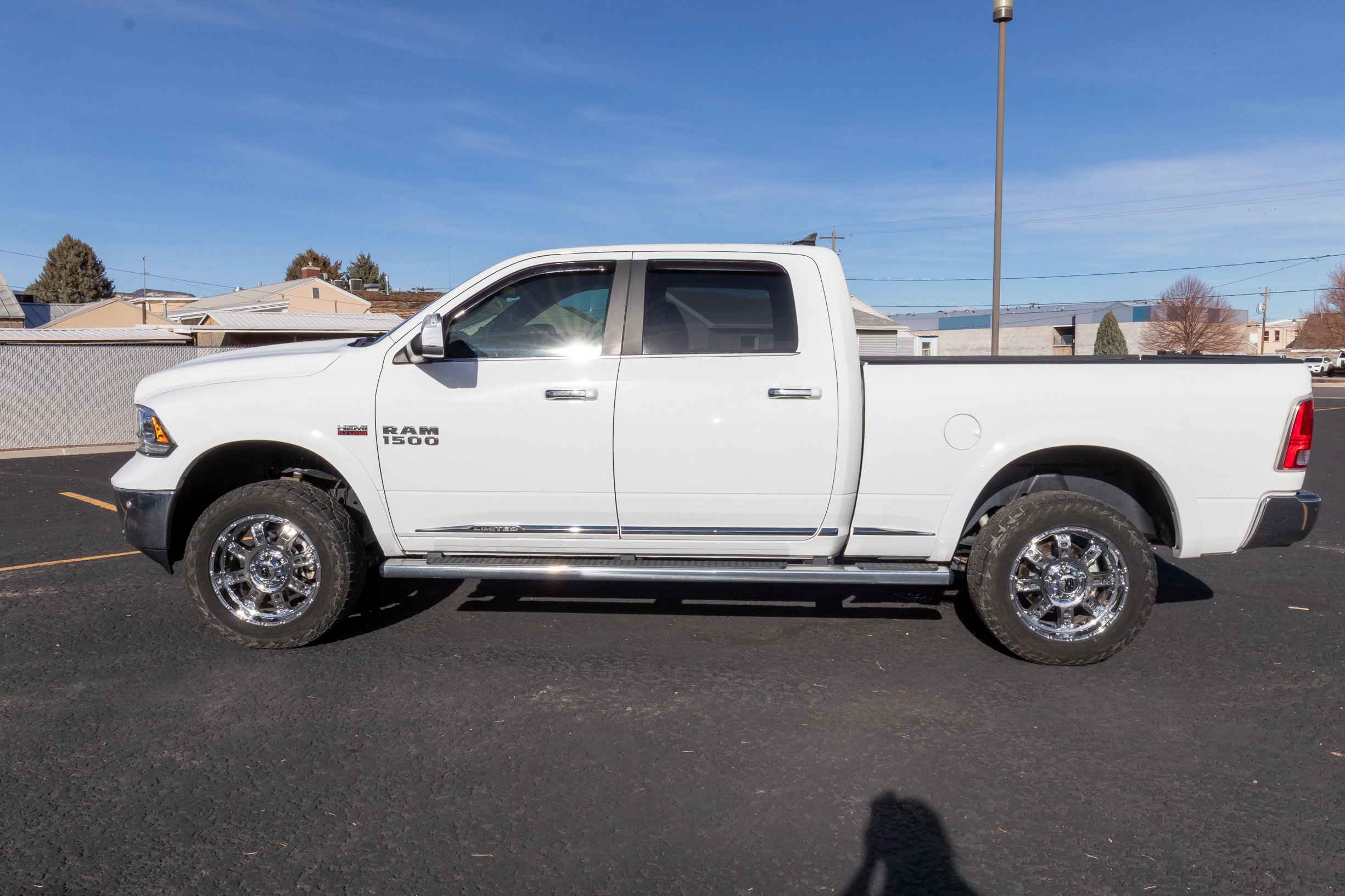 Used 2017 RAM 1500 Limited image 7