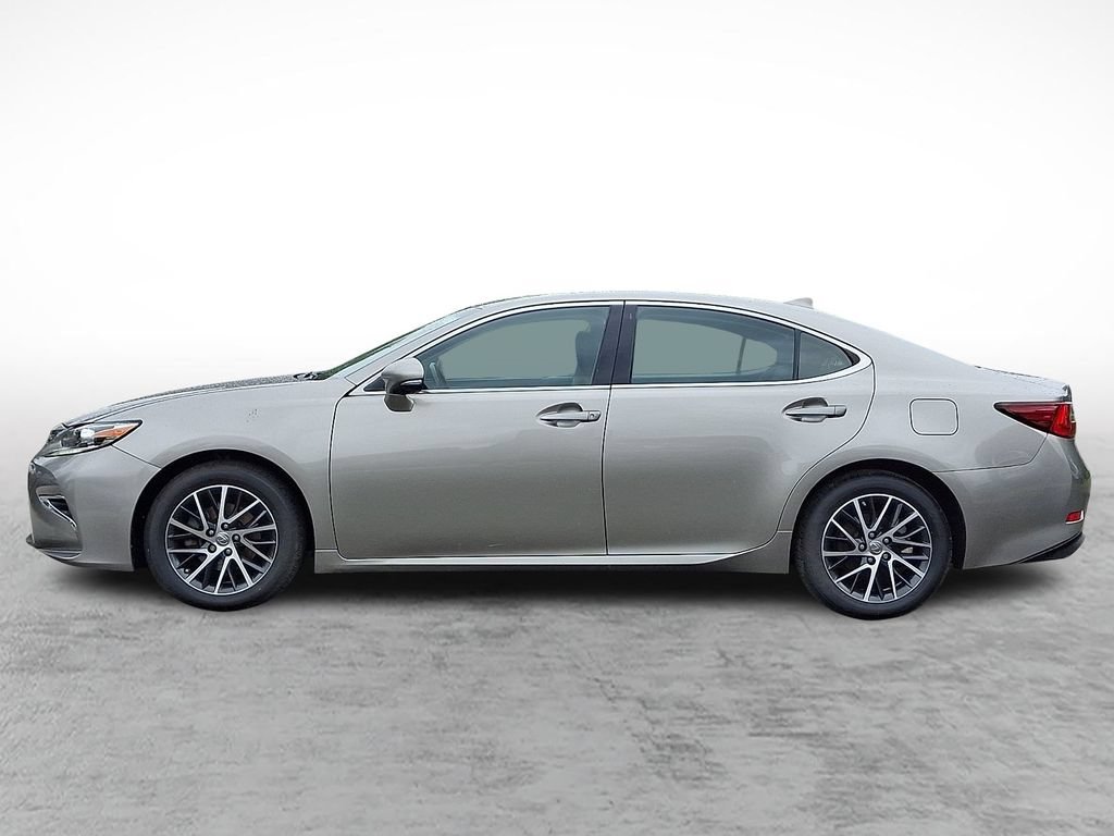 Used 2016 Lexus ES 350 w/ Navigation System Package FWD image 7