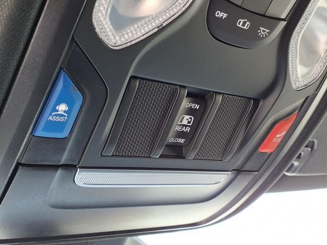 Used 2026 RAM 1500 Express AWD/4WD image 25