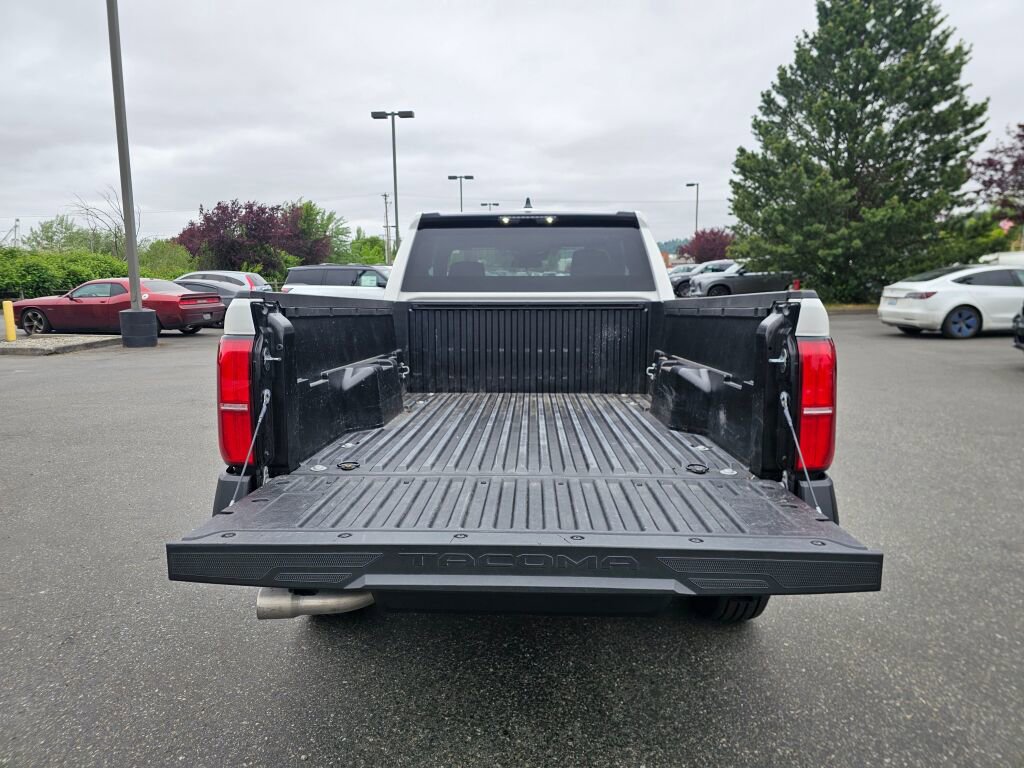Used 2024 Toyota Tacoma SR RWD image 17