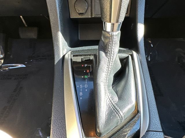 Used 2018 Toyota Corolla LE FWD image 23