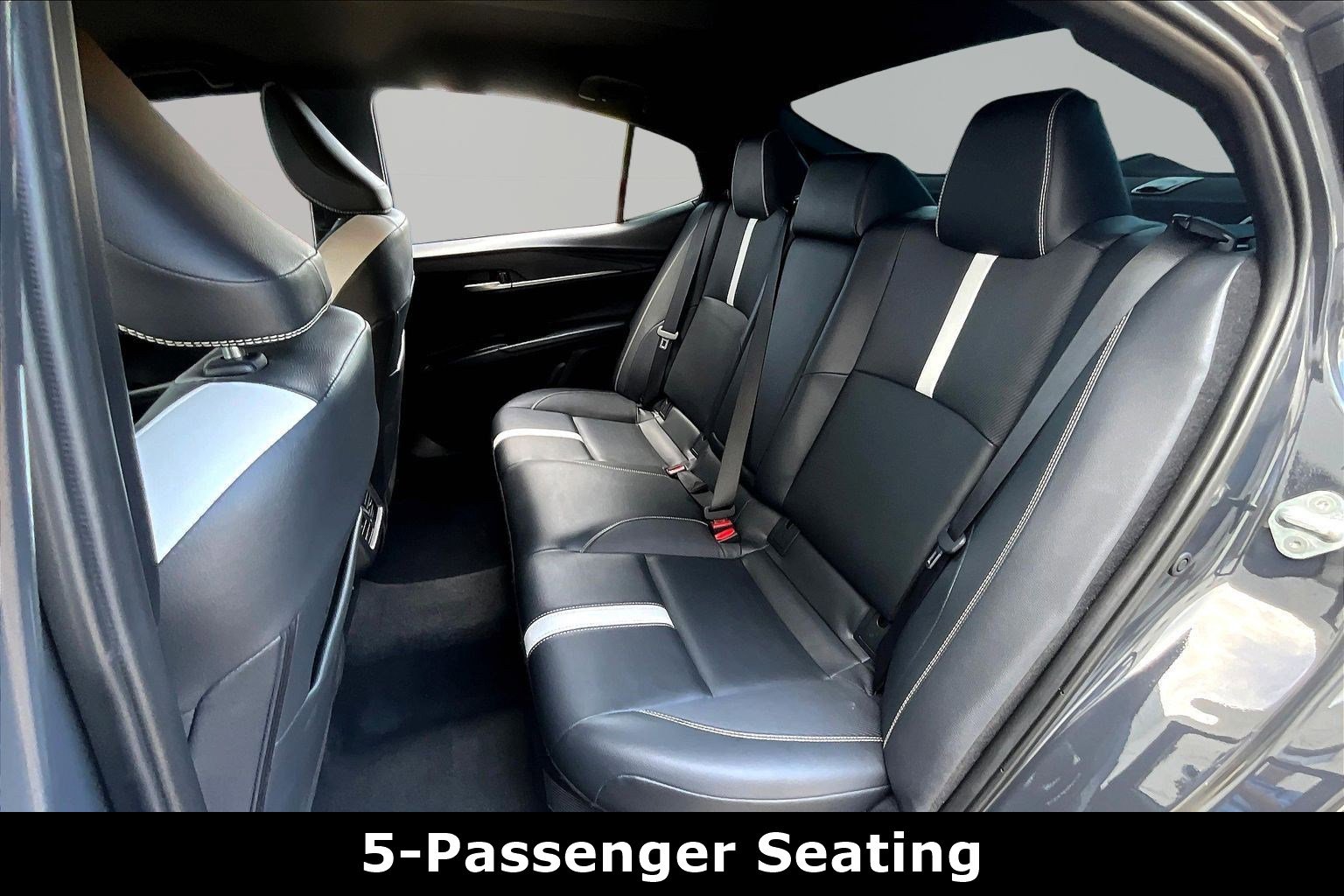 Used 2025 Toyota Camry SE FWD image 21