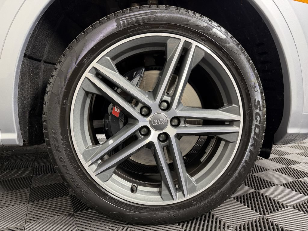 Used 2018 Audi SQ5 Premium Plus w/ Navigation Package AWD/4WD image 64