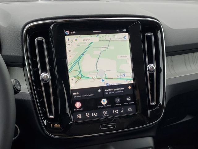 New 2026 Volvo XC40 B5 Plus w/ Protection Package Premier AWD/4WD image 28