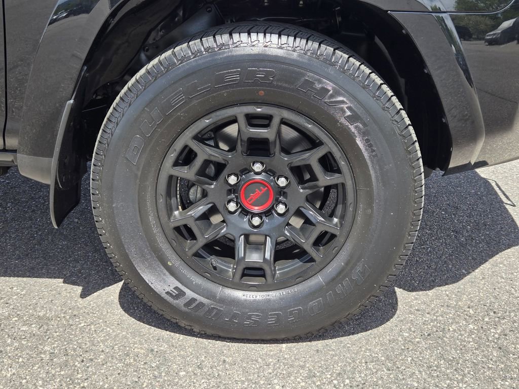 Used 2023 Toyota 4Runner TRD Off-Road Premium w/ Moonroof Package AWD/4WD image 11