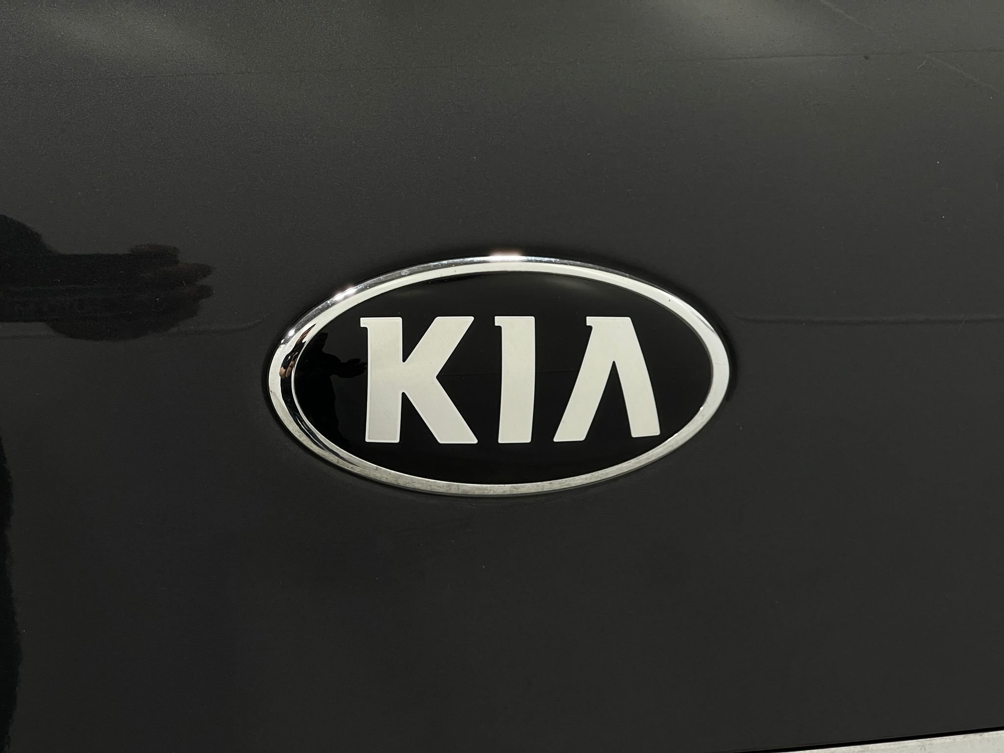 Used 2017 Kia Sedona EX image 39