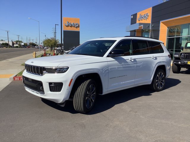 New 2025 Jeep Grand Cherokee L Overland image 5