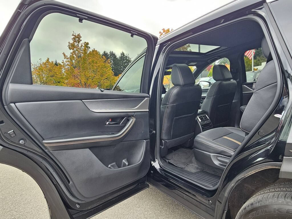 Certified 2025 MAZDA CX-90 Plug-In Hybrid w/ Premium Plus AWD/4WD image 26