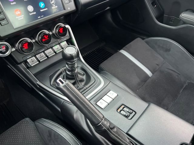 Used 2024 Toyota GR86 Premium w/ Performance Package image 26