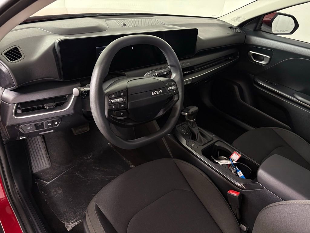 New 2026 Kia K4 FWD image 17