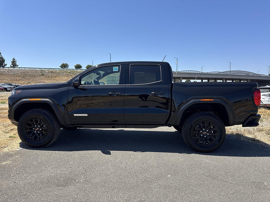 New 2026 GMC Canyon Elevation RWD image 5