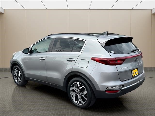 Used 2022 Kia Sportage EX w/ EX Technology Package AWD/4WD image 4