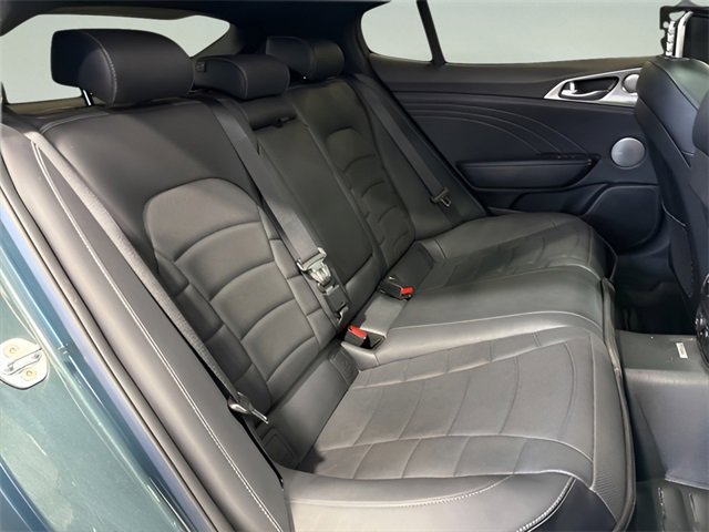 Used 2023 Kia Stinger GT2 image 31