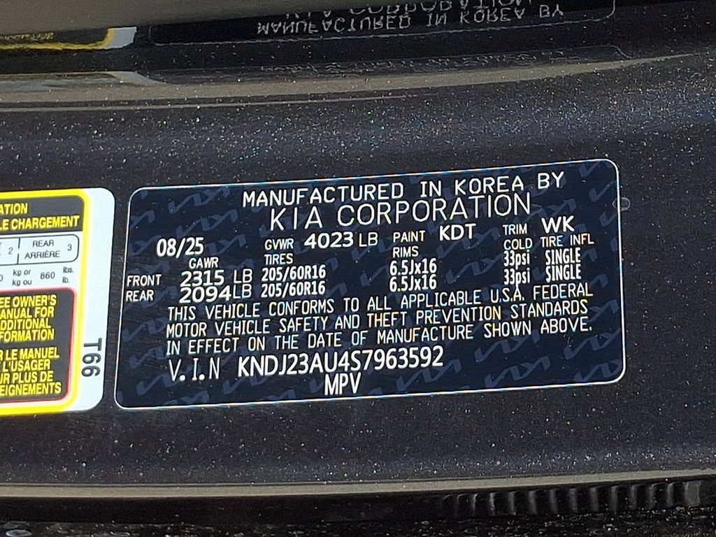 Used 2025 Kia Soul LX w/ LX Technology Package FWD image 27