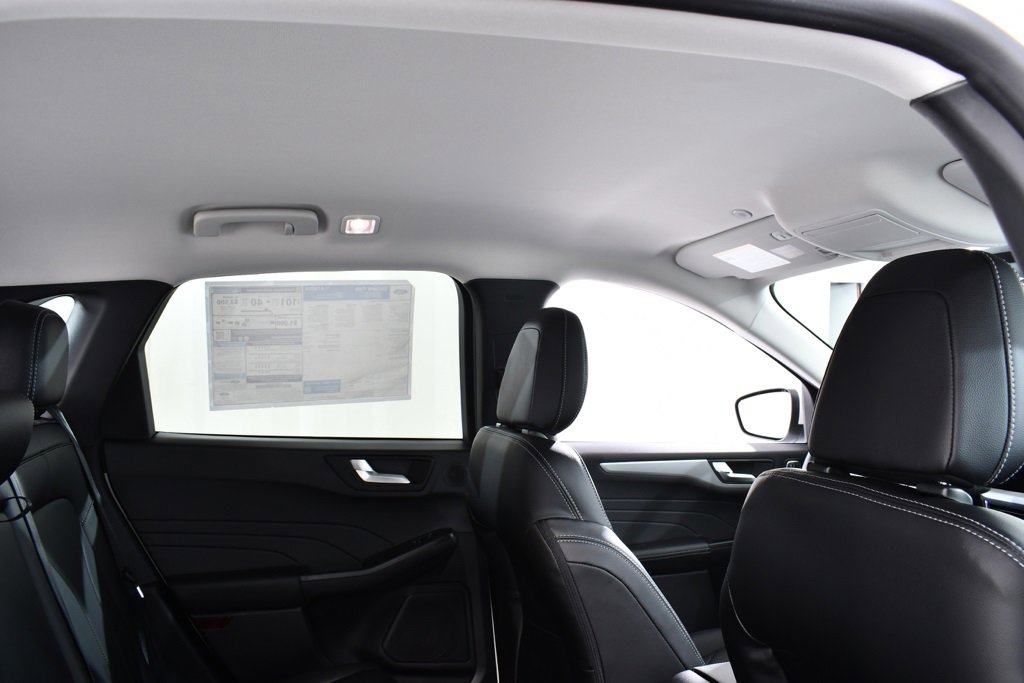 New 2026 Ford Escape SE w/ PHEV Premium Package image 18