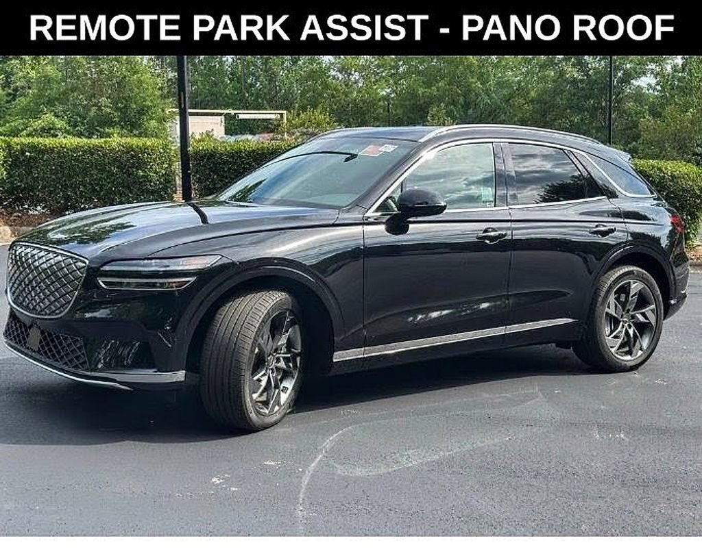 Used 2023 Genesis Electrified GV70 AWD/4WD image 3